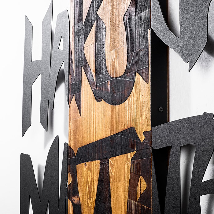 Wallity Hakuna Matata 5 - Escultura de pared en madera y metal Wallity Hakuna Matata 5 - Escultura de pared en madera y metal